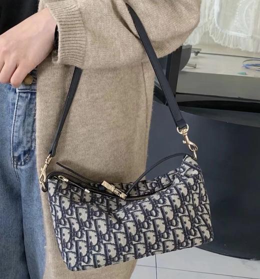 重磅渠道  D老花系列  饭盒包  老花手提斜挎包　 商品图0