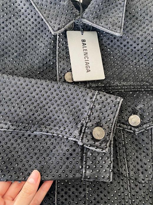 点此购买 巴黎世家春季男女款满钻烫钻牛仔外套 yg 280369 商品图14