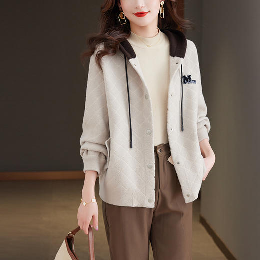 连帽女士外套早春2024新款，春秋外搭妈妈休闲洋气开衫CC-10-3709 商品图0