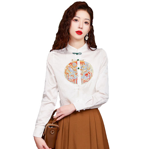KQL-323H795新中式刺绣立领衬衫女2024年新款汉元素改良衬衣国风盘扣上衣 商品图4