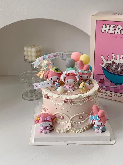 美乐蒂简约手绘卡通蛋糕 商品图2