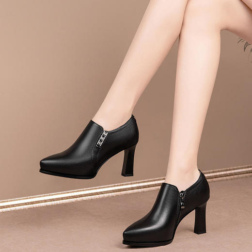 OLD3838时尚深口单鞋粗跟防水台高跟鞋优雅气质 商品图1