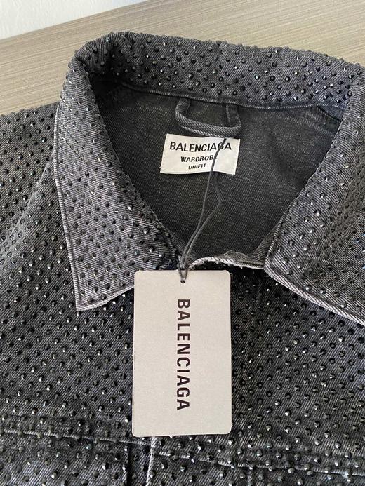 点此购买 巴黎世家春季男女款满钻烫钻牛仔外套 yg 280369 商品图13