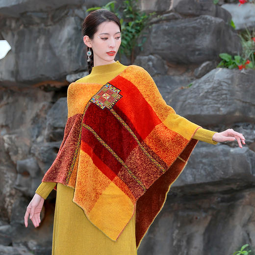 软糯亲肤 | 朝日迷藏毛织披肩 | 现货加急发 商品图2