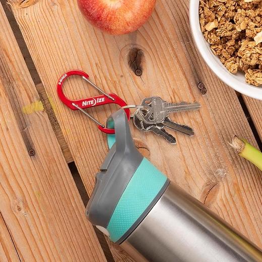 【福利款】NITEIZE奈爱8字扣铝制彩色金属户外车钥匙扣快挂登山包调节扣 商品图1