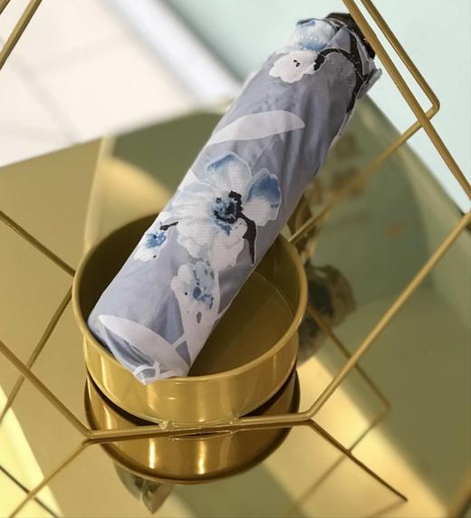 优品堂【时光花雕】三折碳纤骨双层黑胶防紫外线伞 商品图1