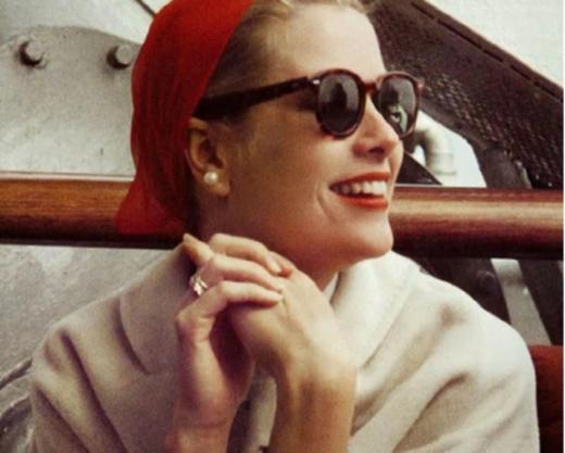 🌈【沐银皇后珍珠项链耳士套组礼盒装】✔️ ✅澳白色项链+贝壳珍珠的套组 女神必备！🎉 ✅不过百就能拥有媲美澳白海水珍珠!🌸 商品图2