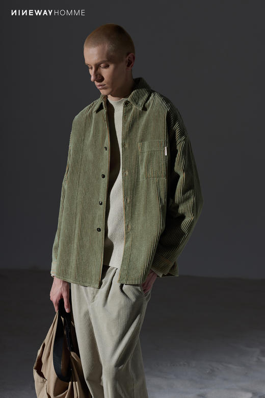 332510复古灯芯绒长袖衬衣 商品图0