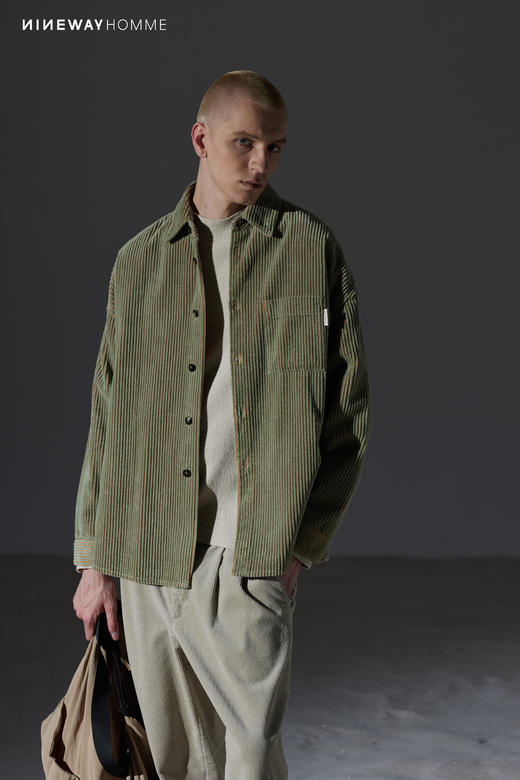 332510复古灯芯绒长袖衬衣 商品图1