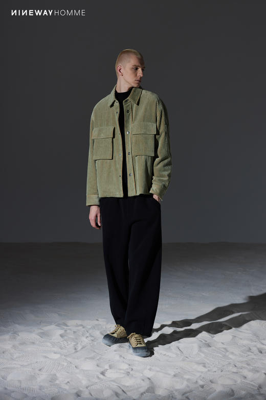 338537复古灯芯绒夹克 商品图5