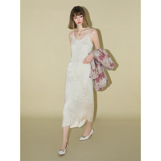 COCOBELLA不规则压褶法式缎面肌理连衣裙早秋气质吊带裙FR0017 商品图2