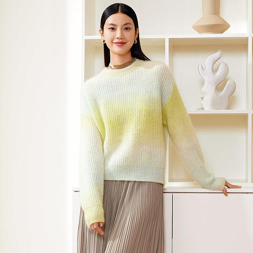 玳莎渐变马海毛套头衫女式24年早春新款宽松慵懒风落肩袖圆领上衣  EA33302 商品图0