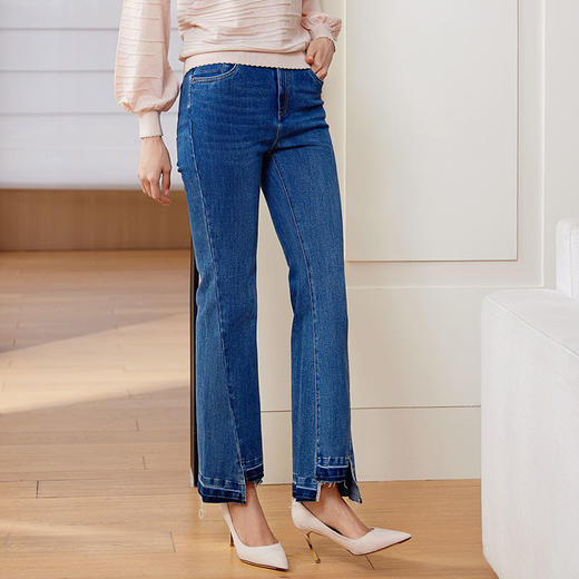 玳莎显瘦微喇牛仔裤女2024春季新款时尚牛仔蓝脚口设计感喇叭裤  EA36302 商品图2