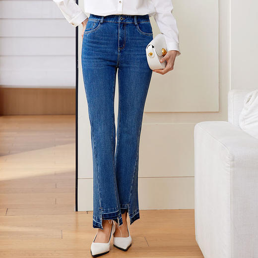 玳莎显瘦微喇牛仔裤女2024春季新款时尚牛仔蓝脚口设计感喇叭裤  EA36302 商品图0