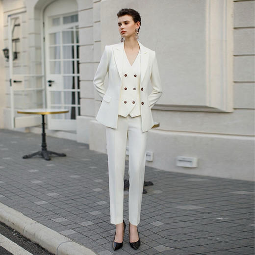 IWY/白色西装马甲三件套女2024春秋新款主持人女神气质西装套装CPM1949 商品图2