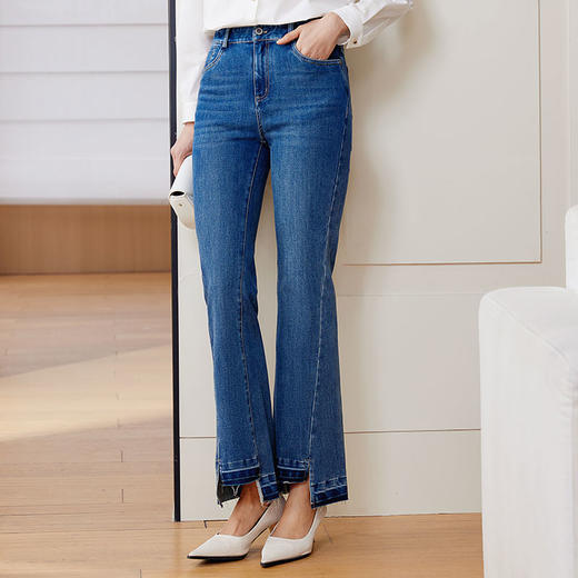 玳莎显瘦微喇牛仔裤女2024春季新款时尚牛仔蓝脚口设计感喇叭裤  EA36302 商品图1