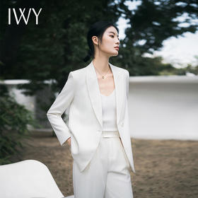 白色西装C13515+P33515周二下午