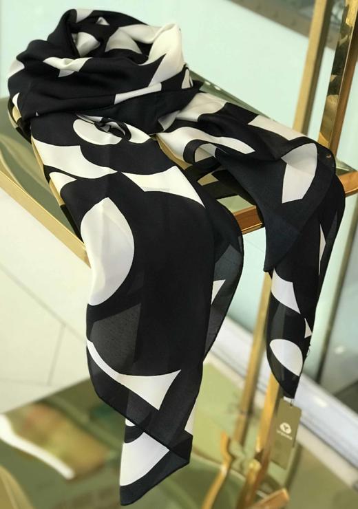 优品堂【花花世界】手感丝围巾空调巾、防晒巾长巾 商品图4