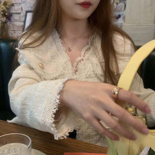 春秋季新款【气质领蕾丝衫女 温柔百搭雪纺衫】甜美别致 设计感长袖小衫上衣 商品图3