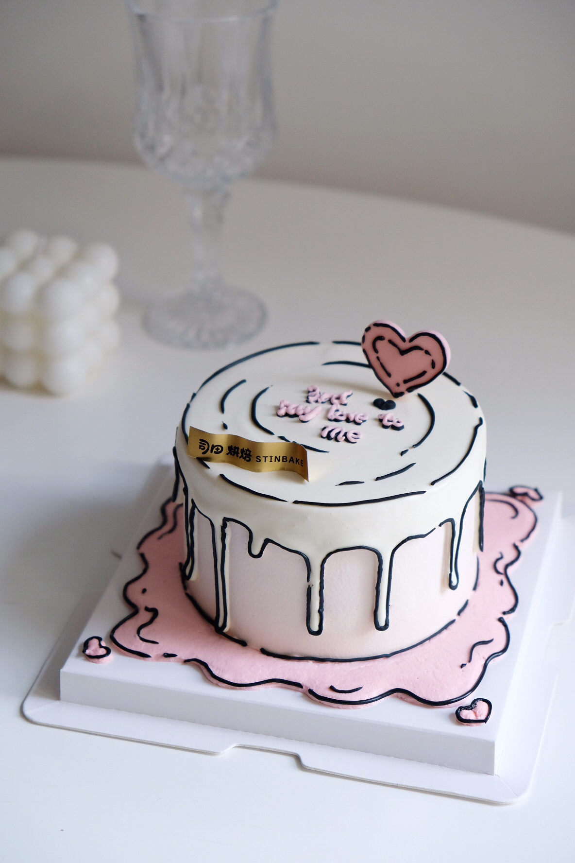 手绘二次元蛋糕