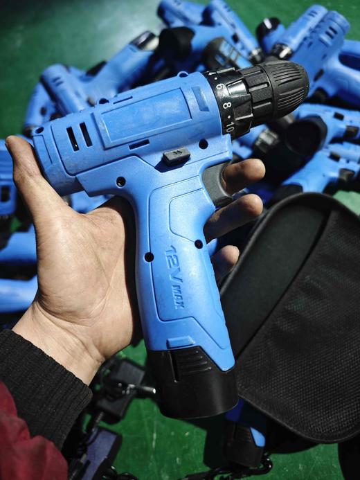 【货号07110】库存处理12V双速锂电钻一电一充送工具包 商品图2