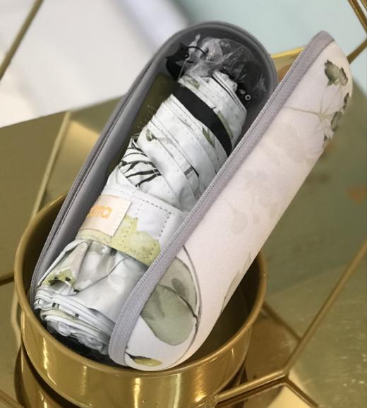 优品堂【烈焰花漾】五折黑胶防外线伞 商品图5