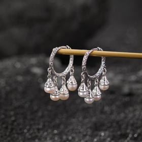 S925纯银，淡水珍珠复古做旧不规则锤纹圆珠耳环气质长款耳坠CW-273