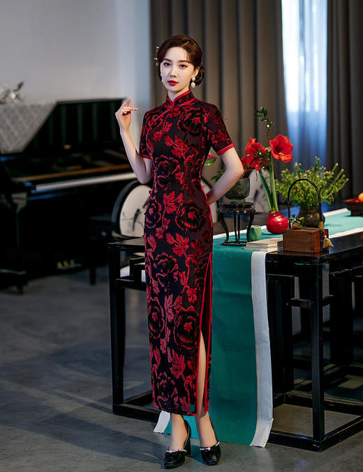 复古旗袍2024春夏新款丝绒长款修身显瘦红色宴会旗袍 商品图1
