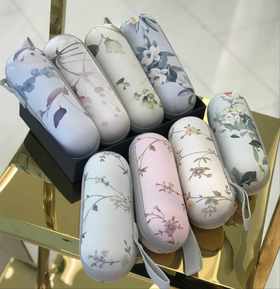 优品堂【烈焰花漾】五折黑胶防外线伞