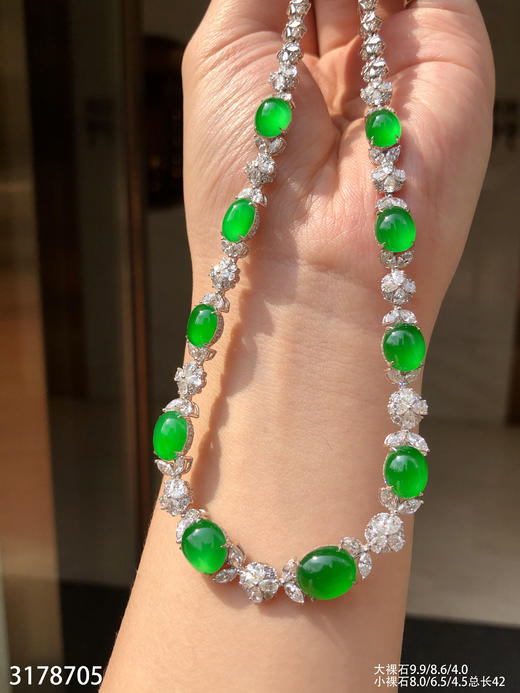 老坑玻璃种帝王绿黄阳蛋面套链【3178705】具体价格微信咨询 商品图5