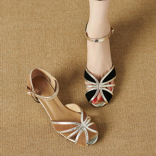 【预售5天】时尚优雅，真皮撞色露趾中跟凉鞋XSL&703-2 商品图8