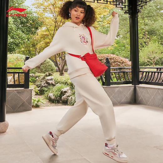 李宁日进斗金丨钟楚曦同款女装卫裤2024春季龙年运动裤AKLU028 商品图4
