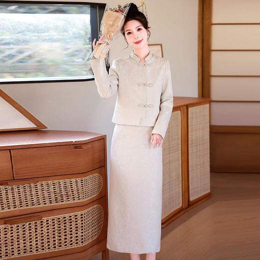 HR-YQ9673气质时尚新中式提花面料盘扣半身裙两件套 商品图2