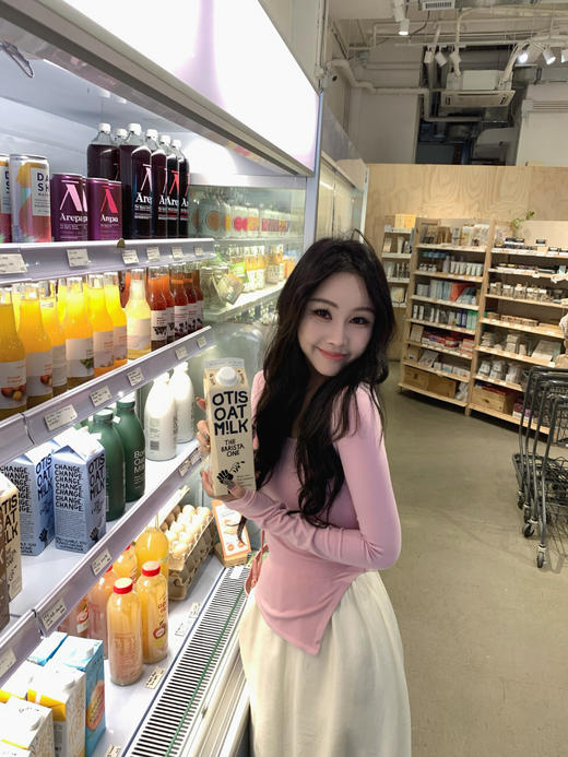 Read Nameless /樱花粉斜开衩打底衫+花瓣边月光白仙女裙 商品图4