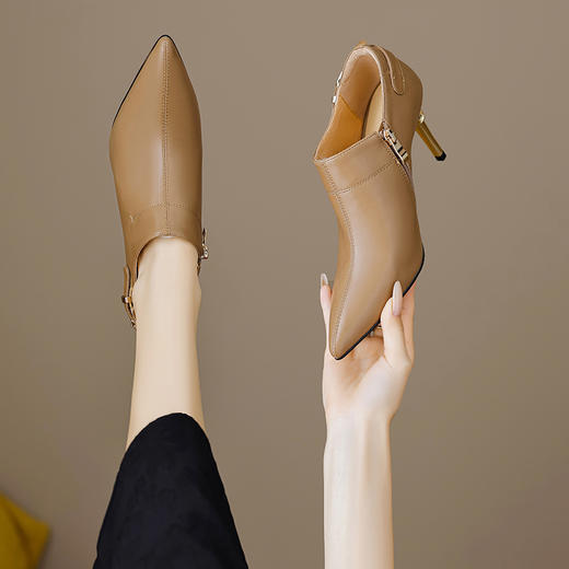 【预售5天】春季新款，性感百搭里外全真皮牛皮尖头金属跟高跟鞋FDME&FD8268 商品图1