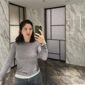 miu风假两件T-天丝羊毛简约打底衫 自由推荐！【包邮+三天无理由退huan】