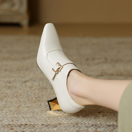 【预售5天】春季新款，性感百搭里外全真皮牛皮尖头深口高跟鞋FDME&FD8272 商品图4