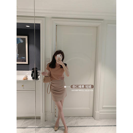 肉桂无花果 金蘑菇菇 半裙 / 高弹藏肉 实穿百搭中高腰H型包臀裙 商品图3