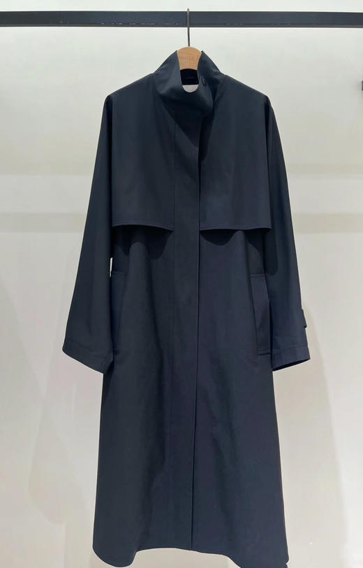 226-5自留 神秘优雅 小禾露珠系列 柔滑垂坠 自然防风雨 黑色立领风衣 商品图0