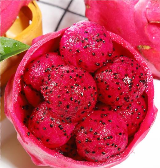 【买2斤送3斤共5斤 海南爆汁红心火龙果】爆汁红心火龙果 今年红红火火 健康有营养 5斤只需这个价？红肉秘宝 一吃一个不吱声-HLG01 商品图1