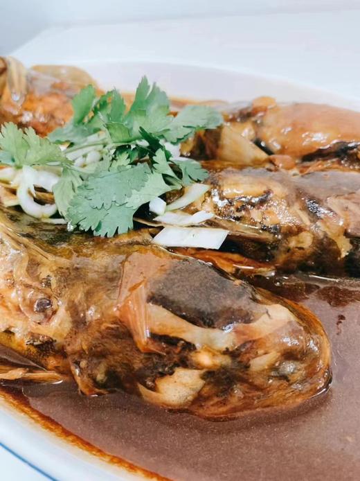 大连野生活冻海鲶鱼，20-25条/箱，（5-6条/斤，约4斤），东北三省包邮，其他地区联系客服补运费 商品图0