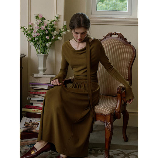 SimpleRetro晚枫落日 法式修身针织连衣裙女长袖气质显瘦a字长裙 商品图1