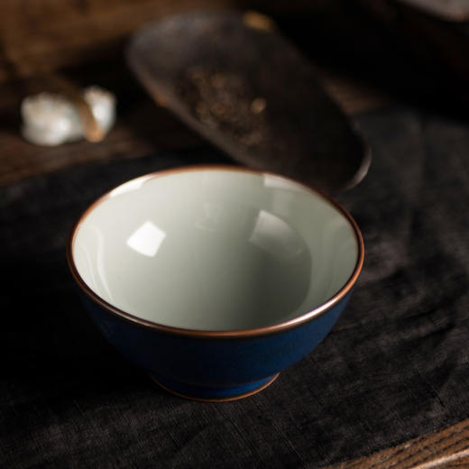 问鼎汝瓷黛蓝精工款圆口杯景德镇陶瓷手工复古茶杯礼盒装汝瓷 商品图2