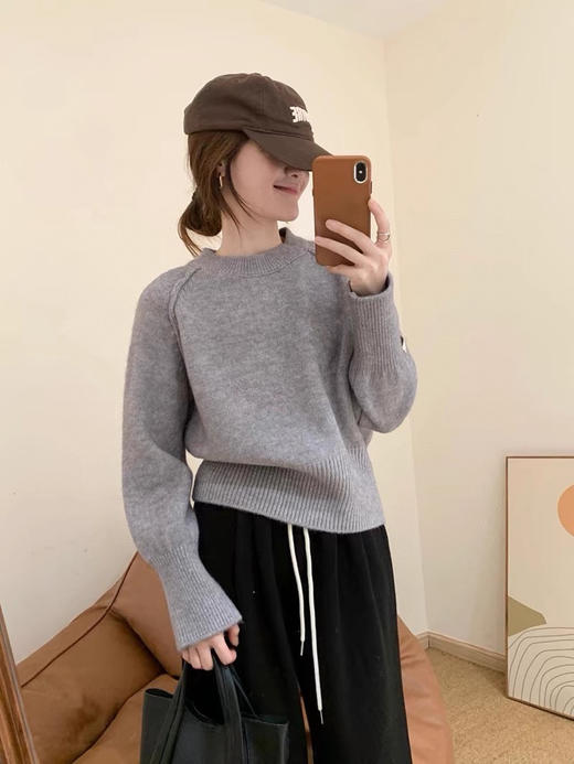 绵羊绒圆领毛衣 商品图3