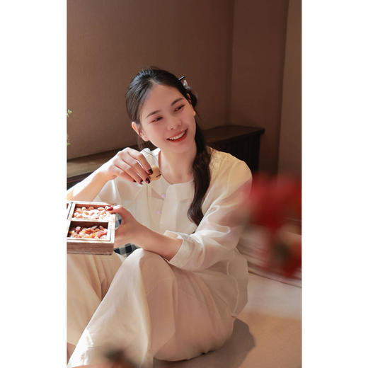 【抖音专属】【和光同尘】直筒裤（24709081-黄润） 商品图2