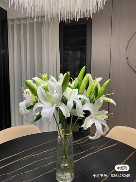 白色多头百合3支