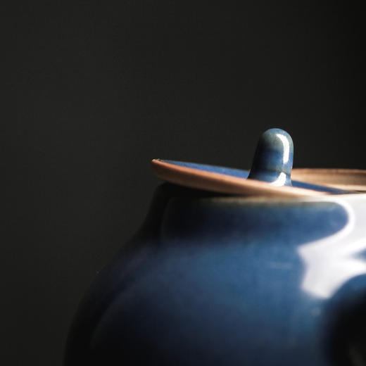 问鼎汝瓷经典款黛蓝雨润侧把壶景德镇陶瓷泡茶壶 商品图4