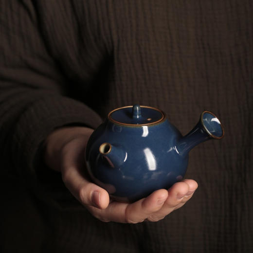问鼎汝瓷经典款黛蓝雨润侧把壶景德镇陶瓷泡茶壶 商品图0