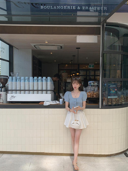 XS码 金蘑菇菇 雀跃 爱心小针织 /轻甜法式方领微宽松小短款针织上衣 商品图11