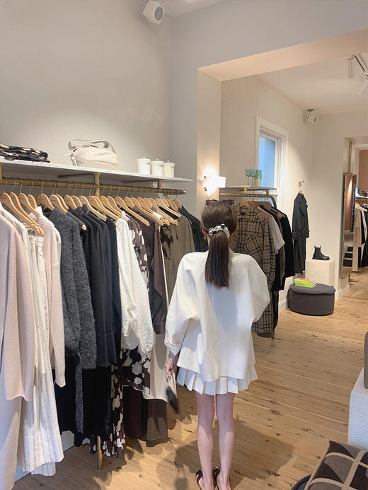 金蘑菇菇 黑标线 醋酸天丝西装/休闲廓形西装外套女韩版宽松西服 商品图6